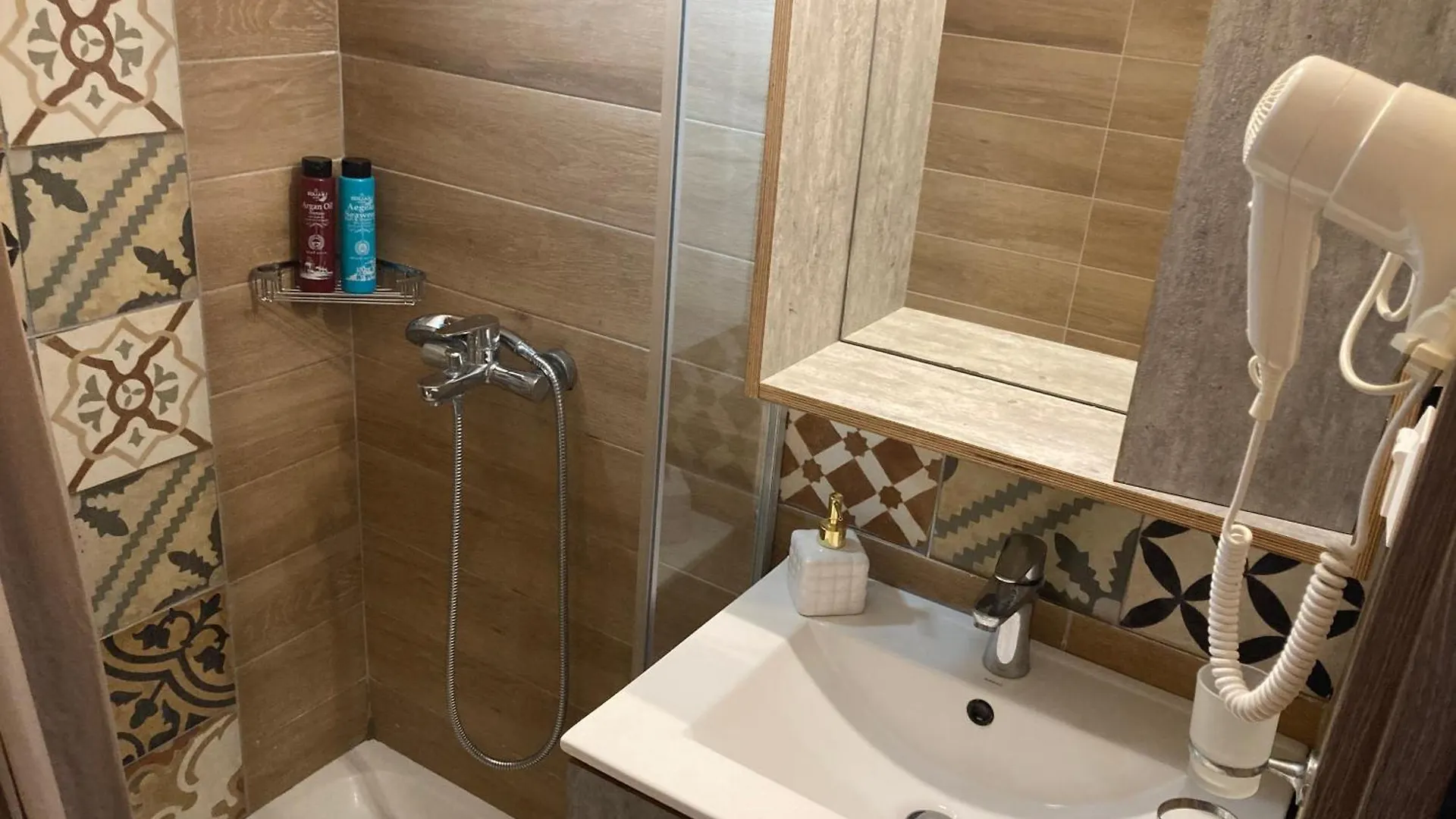 Διαμέρισμα Thealos Rooms Βουρβουρού