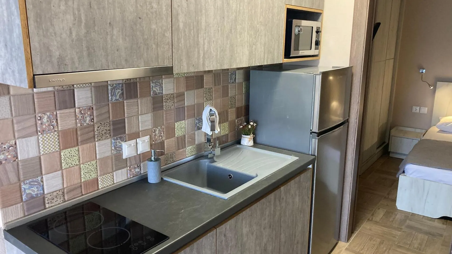 Διαμέρισμα Thealos Rooms Βουρβουρού