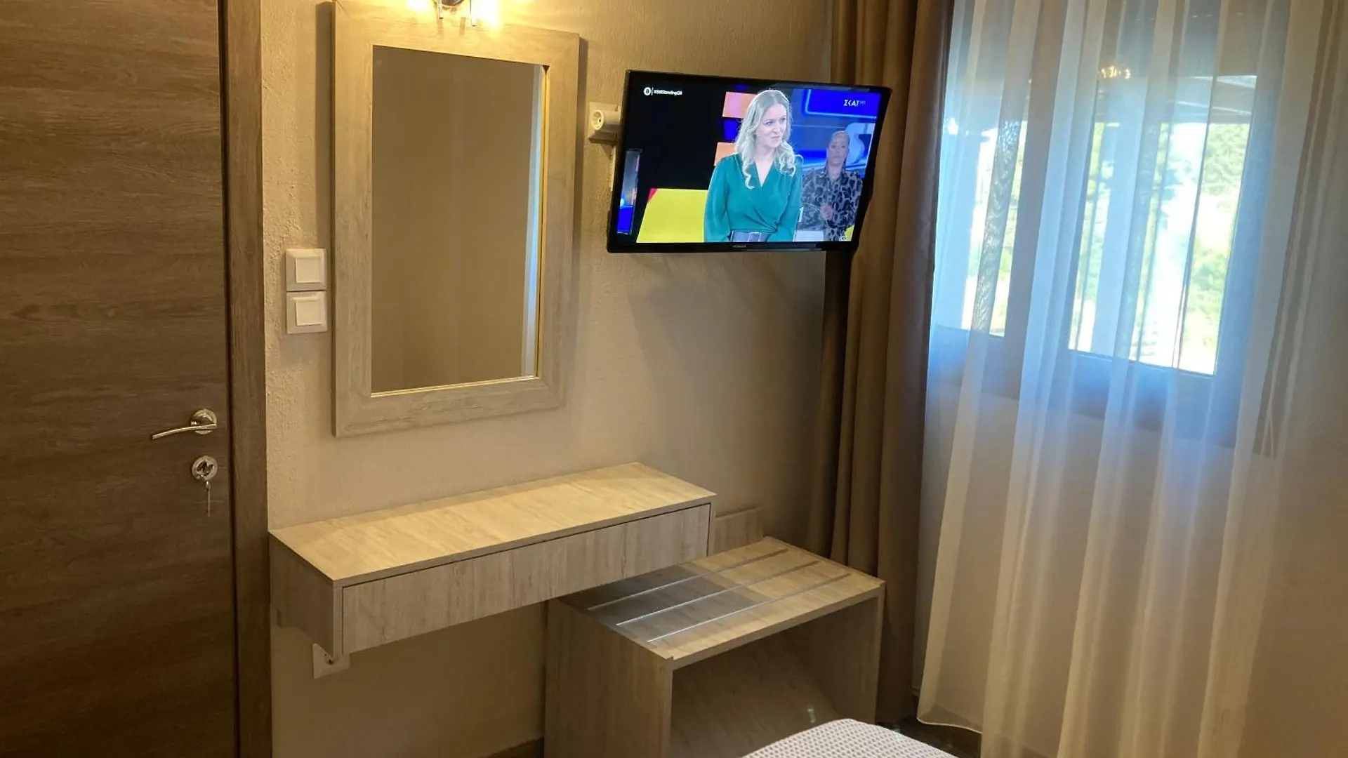 Thealos Rooms Βουρβουρού Διαμέρισμα