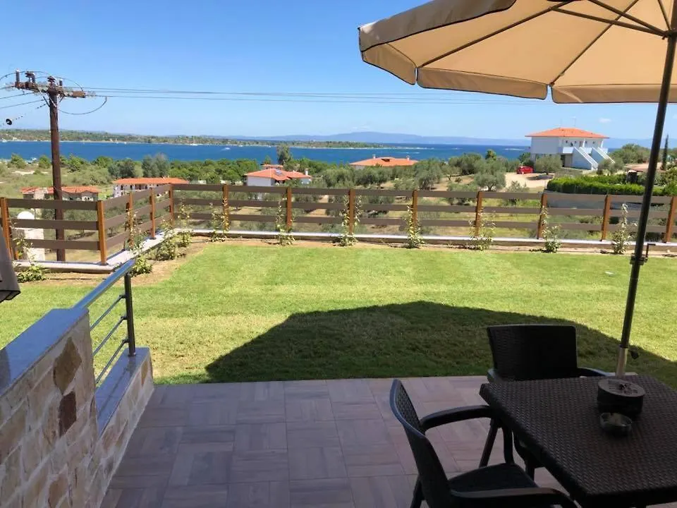 Thealos Rooms Vourvourou Apartment