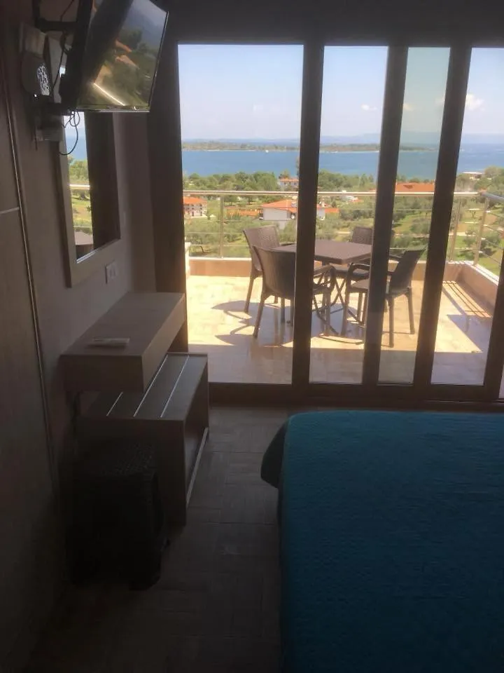 Apartment Thealos Rooms Vourvourou