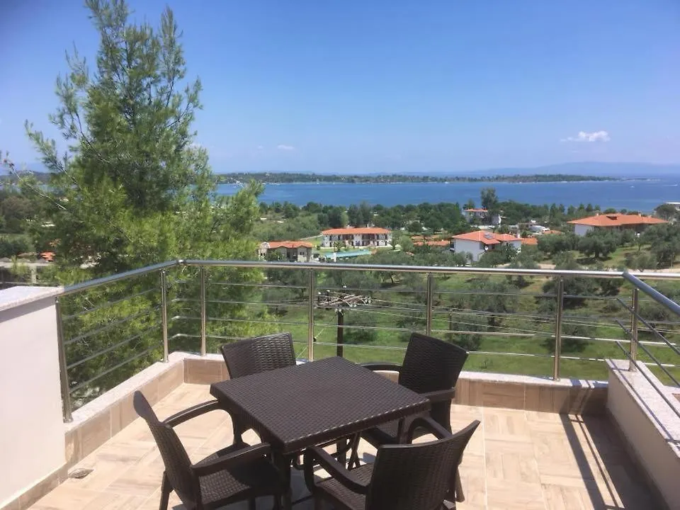 Thealos Rooms Vourvourou Apartment