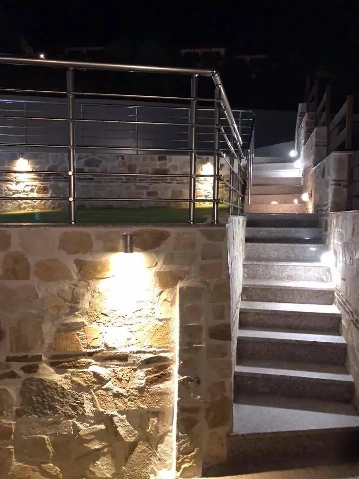 Thealos Rooms Βουρβουρού Διαμέρισμα